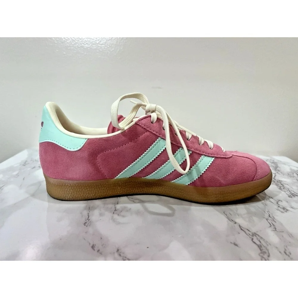 Adidas Womens Suede Gazelles Sneakers Shoes 6 Y2K Classic Streetwear Sporty Pink